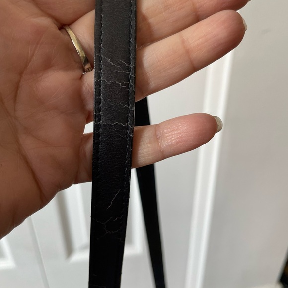 Salvatore Ferragamo Vera Crossbody bag in Black leather - Picture 6 of 10